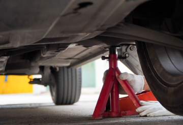 How to Safely Lift Your Vehicle: Tools and Techniques