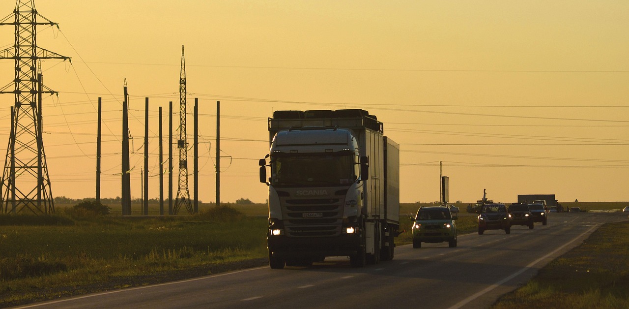 Car, truck, evening — Why Truck Manufacturers Find Themselves in a Carbon Fiber Race